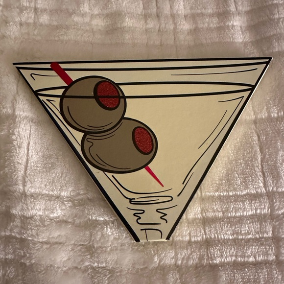 BRAND NEW- NEVER OPENED Kylie Cosmetics Kris Collection Pressed Powder Palette - Picture 9 of 13